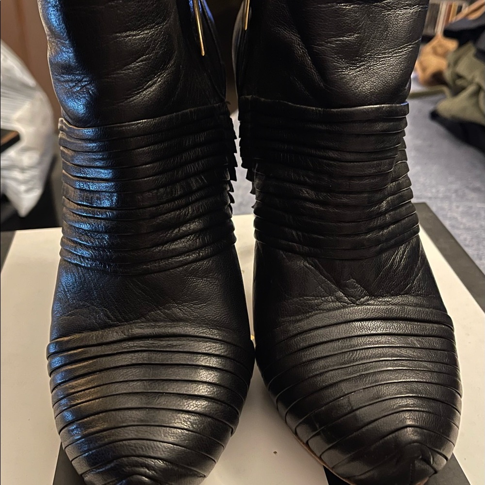 LAMB BOOTS 9.5 PREOWNED